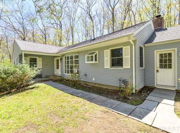 290 Red Fox Road, Stamford, CT 06903