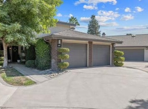 846 N Silvervale Drive, Visalia, CA 93291