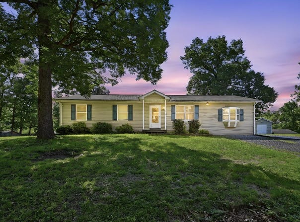 686 ROLLASON Drive, FRONT ROYAL, VA 22630
