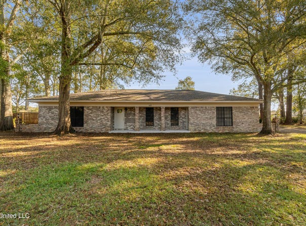 162 Jane Drive, Lucedale, MS 39452