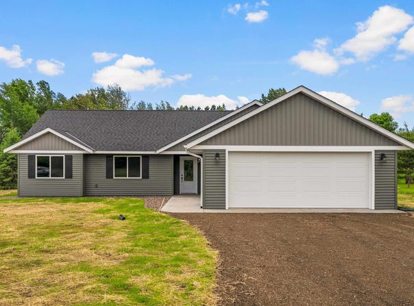 5575 Riverview Tr, Cromwell, MN 55726