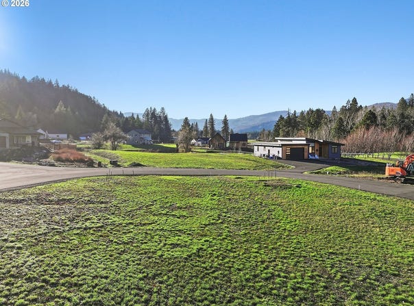 Lot 24 Husum Greens, WhiteSalmon, WA 98672