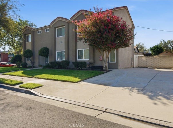 220 W 3rd, Corona, CA 92882