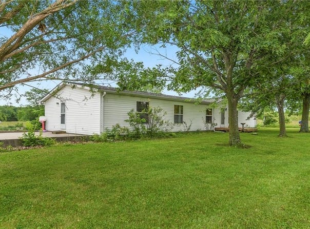 46005 E State Route N Highway, Creighton, MO 64739