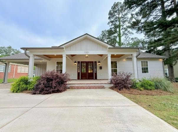 1321 Marshall St., Tupelo, MS 38804