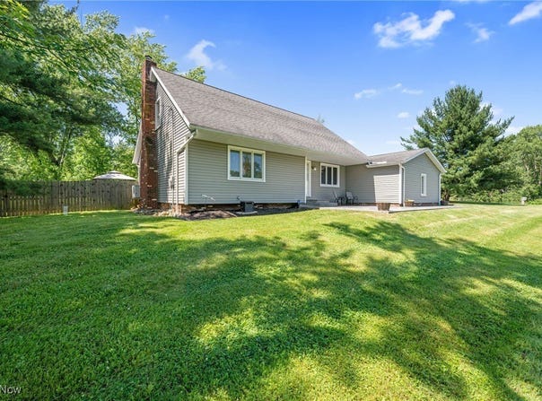 12330 E Shiloh Drive, Chesterland, OH 44026