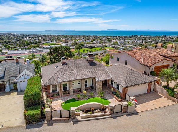 2346 Sunset Drive, Ventura, CA 93001