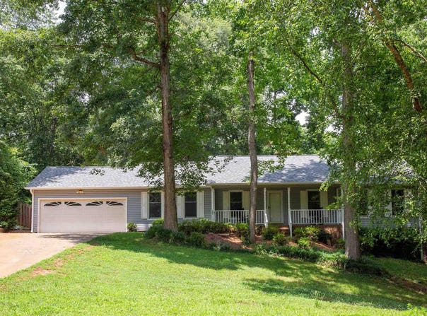 111 Castleford Road, Moore, SC 29369