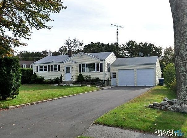 530 Boston Post Road, Waterford, CT 06385