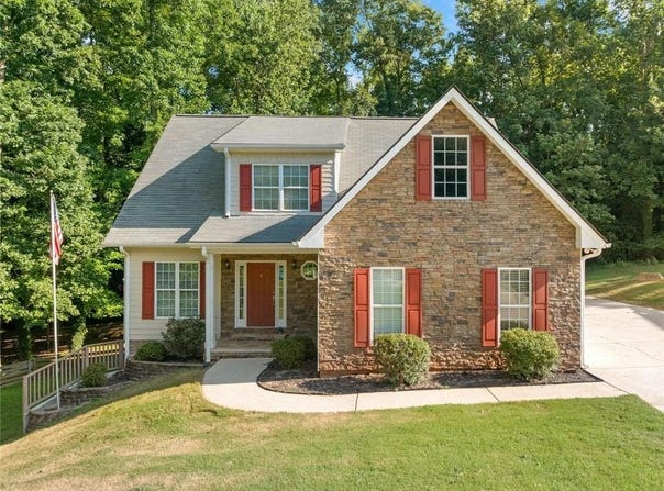 140 Glencrest Drive Drive, Commerce, GA 30529