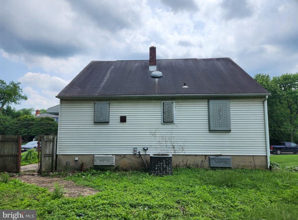 130 5TH AVENUE, BALTIMORE, MD 21227