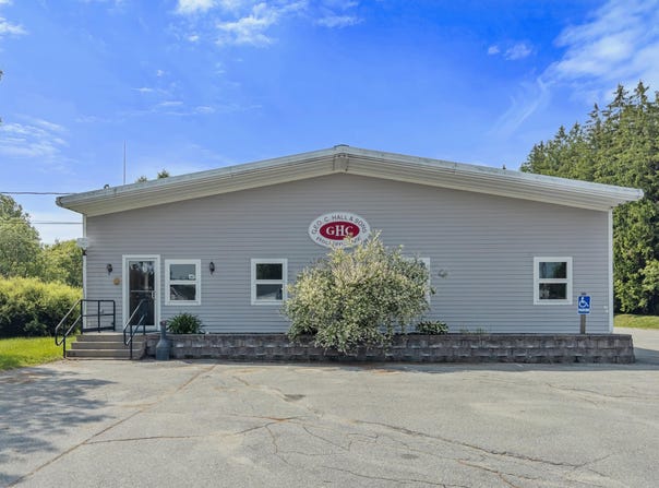 190 Pleasant Street, Rockland, ME 04841