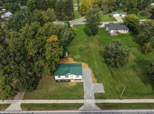 503 E Toledo Street, Fremont, IN 46737