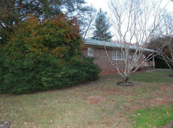 115 Wood, Cornelia, GA 30531