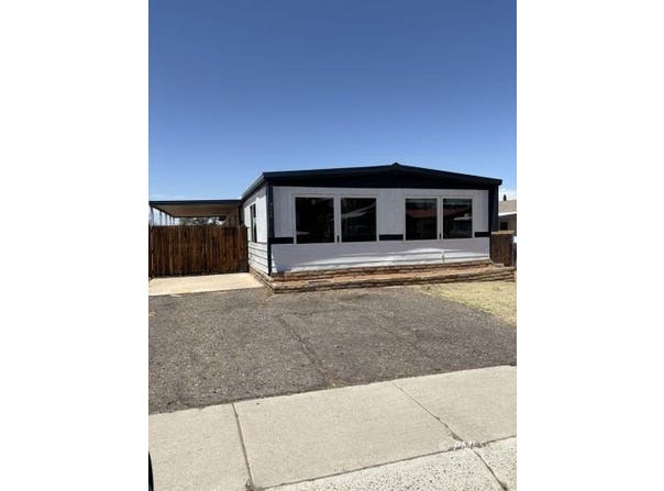 932 Cathedral St, Page, AZ 86040