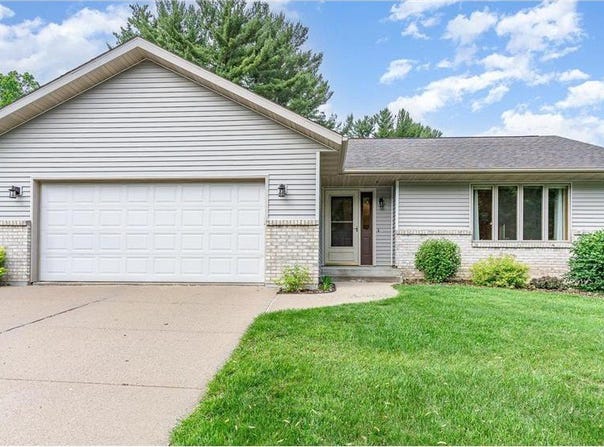 739 Hallstrom Drive, Red Wing, MN 55066