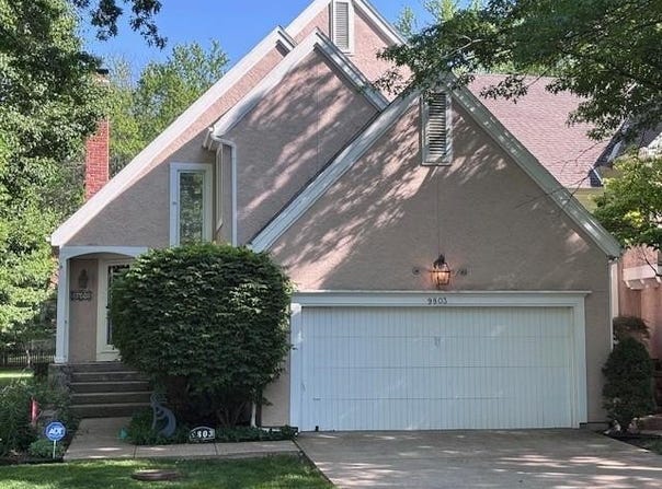 9803 W 121 Street, Overland Park, KS 66213