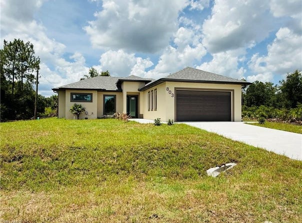 803 E 16th, LEHIGH ACRES, FL 33972