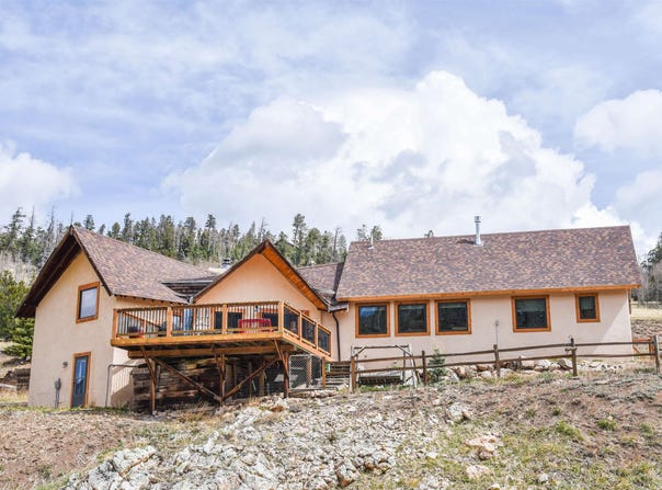 1612 Hwy 38, Red River, NM 87558-1612