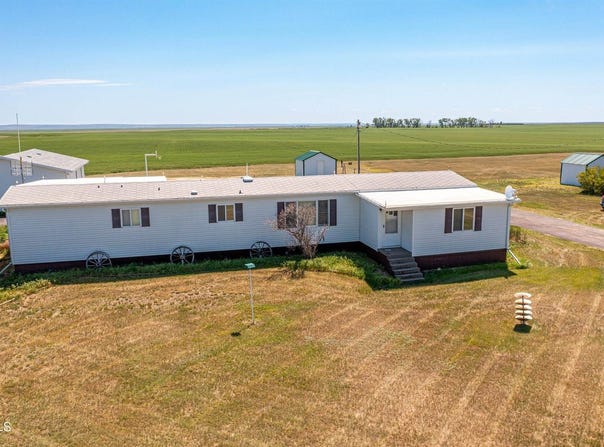 3943 Highway 334 North, Brockton, MT 59213