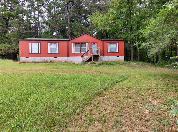 1967 Highway 211 NE, Statham, GA 30666