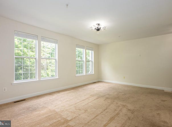 2550 KENSINGTON GDNS, ELLICOTT CITY, MD 21043