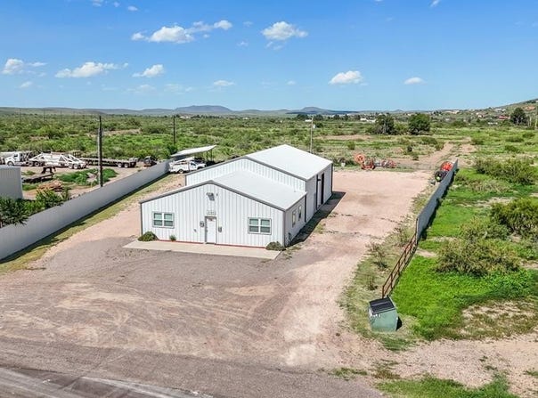 2160 N Hwy 118, Alpine, TX 79830