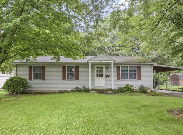 592 Chelsea Road, Newark, OH 43055