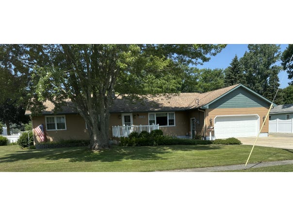 2898 Linwood Road, Manistee, MI 49660
