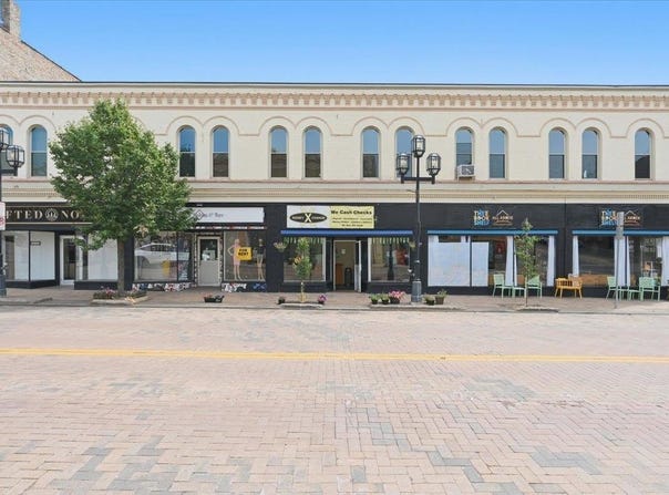 30 N 1st Ave W, Duluth, MN 55802