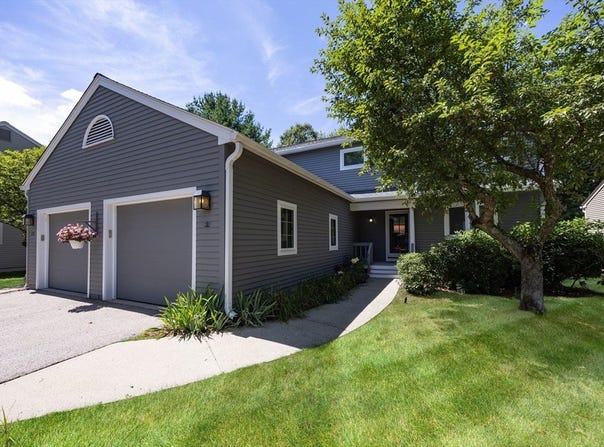9 Independence Drive, Foxboro, MA 02035