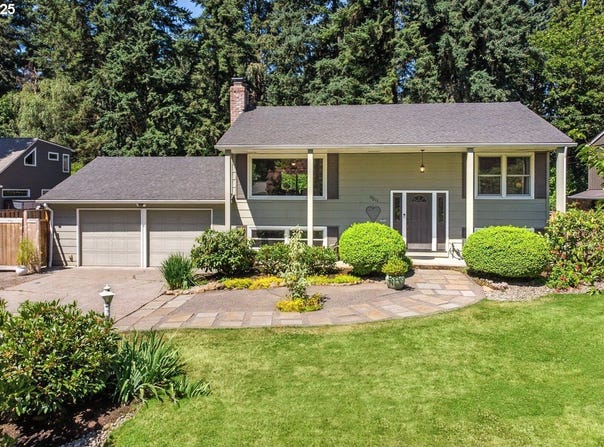 19211 TERRY AVE, Lake Oswego, OR 97035