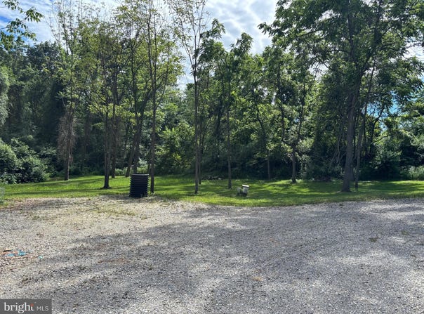 191 PINE ROAD, MOHRSVILLE, PA 19541