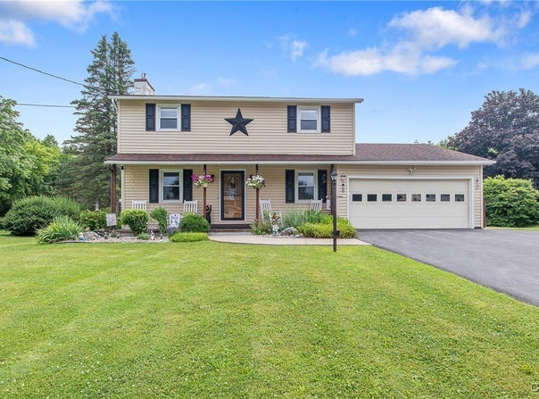 4956 Crestwood Lane, Onondaga, NY 13215