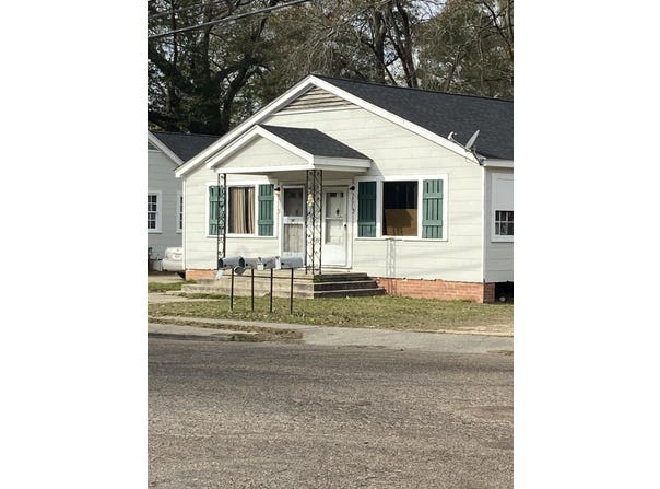 321 Lafayette St, Columbia, MS 39429