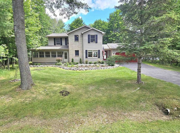 1985 S Haven, Gladwin, MI 48624
