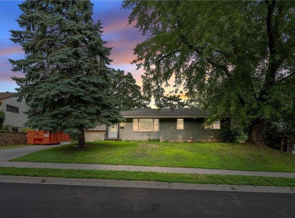 7450 Clayton Avenue, Inver Grove Heights, MN 55076