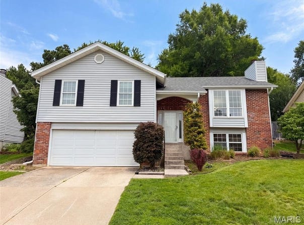 743 Eaglebrooke Drive, Ballwin, MO 63021