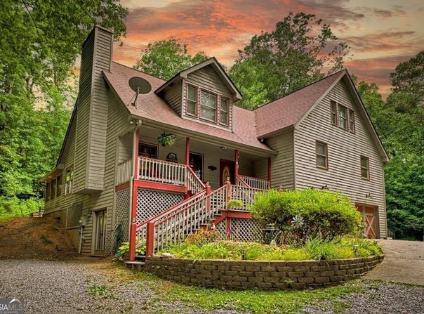 145 Walnut Ridge, Ellijay, GA 30540