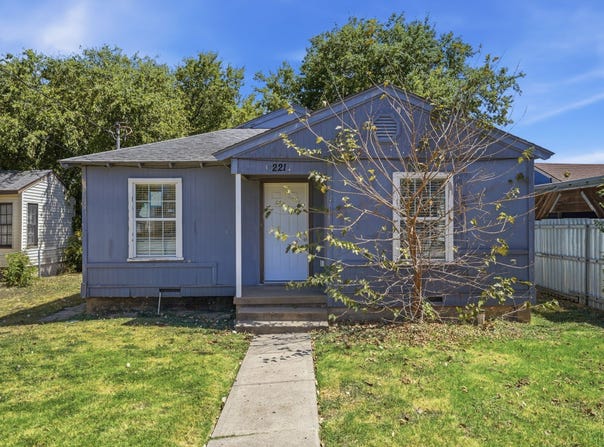 2212 Lea Crest Drive, Dallas, TX 75216