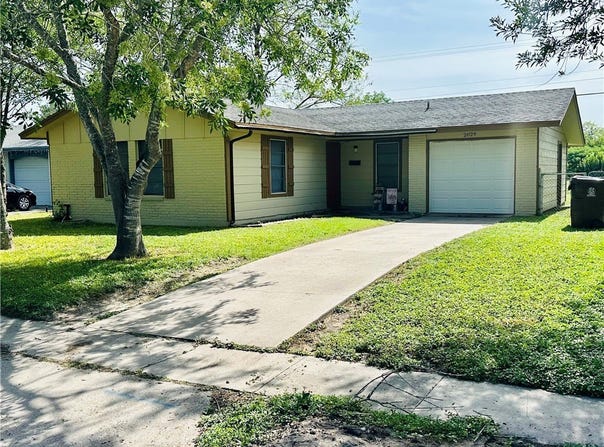 2029 S 2nd Street, Kingsville, TX 78363
