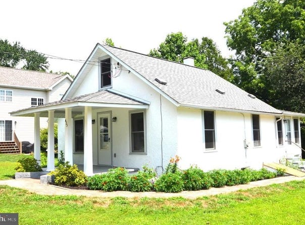 435 OCTORARA AVENUE, PARKESBURG, PA 19365