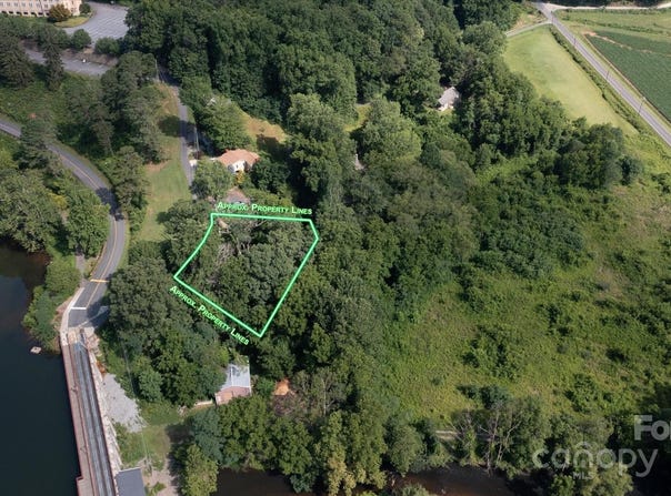 Whittle Drive unit: 2, Lake Junaluska, NC 28745