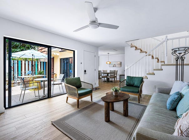 825 Center Street, Jupiter, FL 33458