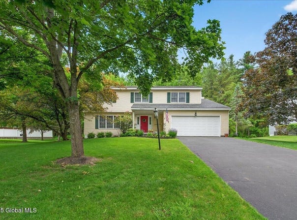 64 Boylston Drive, Bethlehem, NY 12054