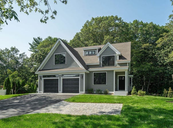 330 High Street, Hampton, NH 03842