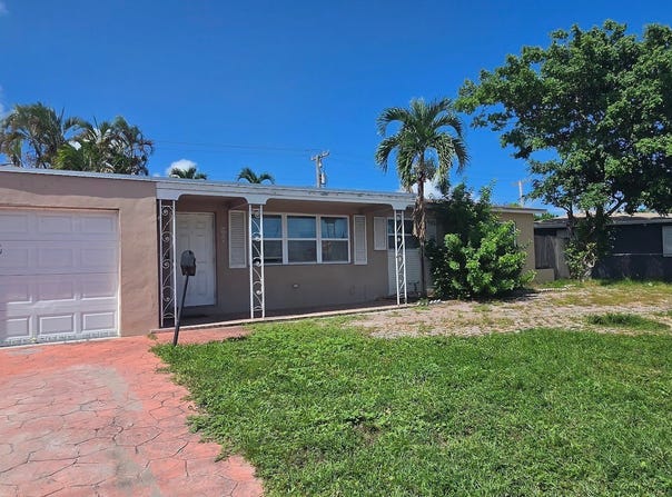 601 W Sample Rd, Deerfield Beach, FL 33064