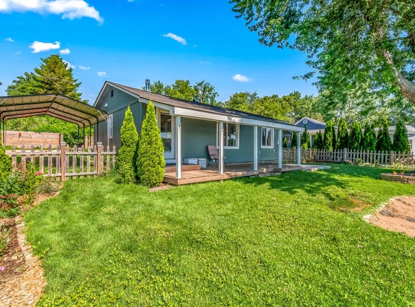 185 Bluegill Lane, Coldwater, MI 49036