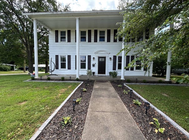 703 W North St, Grayville, IL 62844