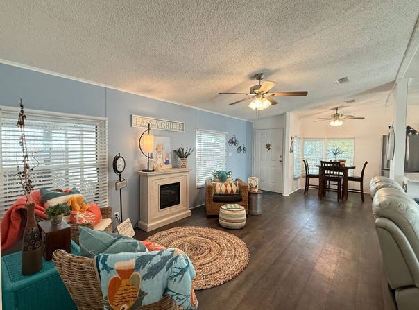 516 Klickety Klak Lane, Valrico, FL 33594